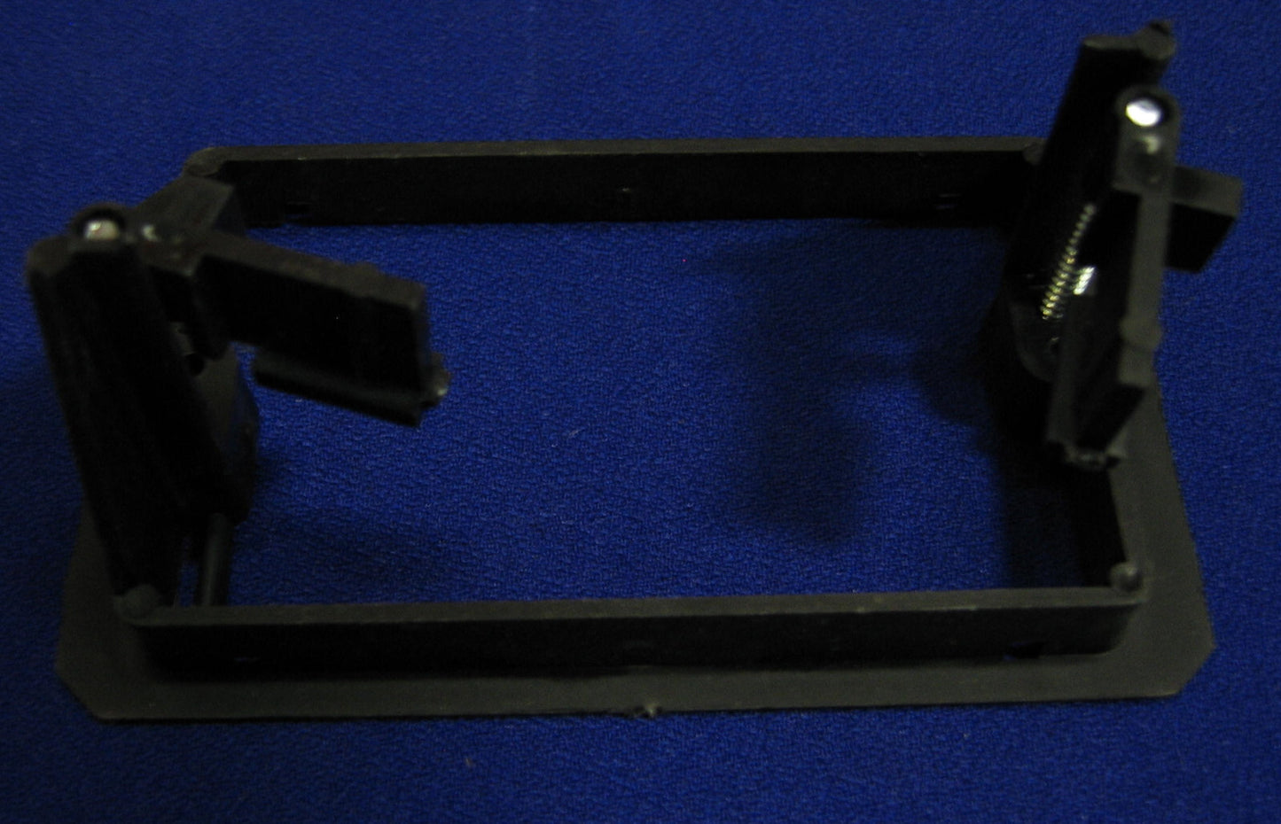 ARLINGTON INDUSTRIES MONTAGEPLATTE FÜR WÄNDE, 1/4" - 1" DICK - PAKET MIT 4 STÜCK
