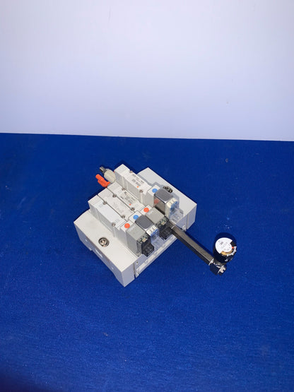 ELETTROVALVOLA SMC ARBY3000-06-P-2-X1 CON 3 SY3140-5LOZ