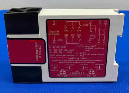 BANNER ENGINEERING CORP  GM-FA-10J SAFETY MODULE FOR INTERLOCK