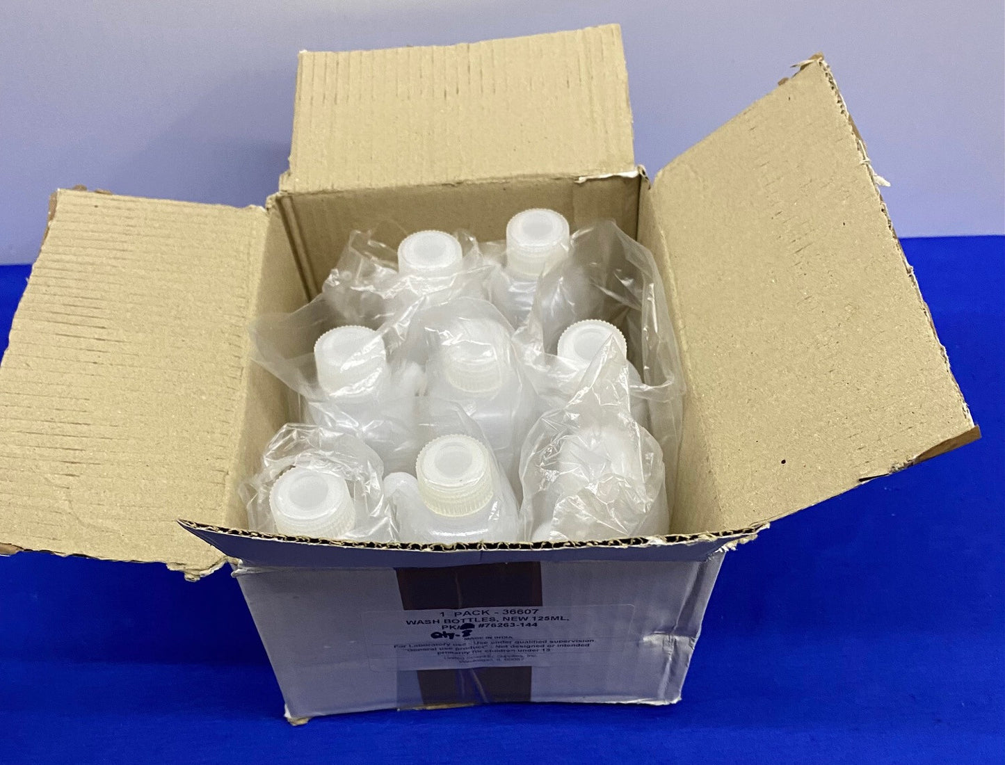 UNITED SCIENTIFIC SUPPLIES 36607 WASH BOTTLES NEW 125ML - 1 PKG OF 8 BOTTLES