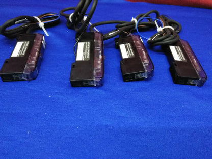 1 LOT QTY OF 4 - KEYENCE ES-M1  PROXIMITY SWITCH AMPLIFIER