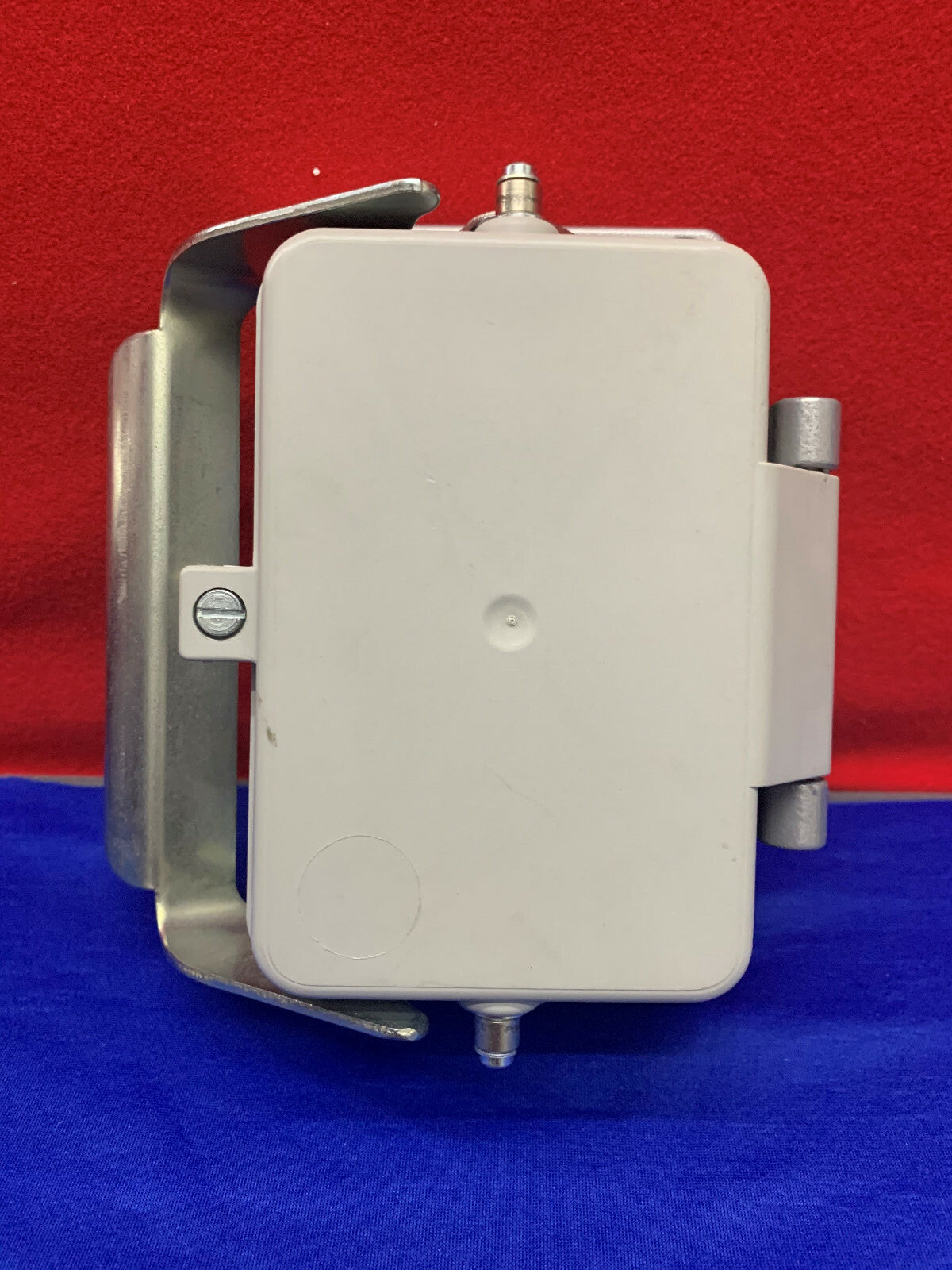 PHOENIX CONTACT 5604431 HC-P:RJ45 CAT5 GFCI 3A COMPUTER INTERFACE.