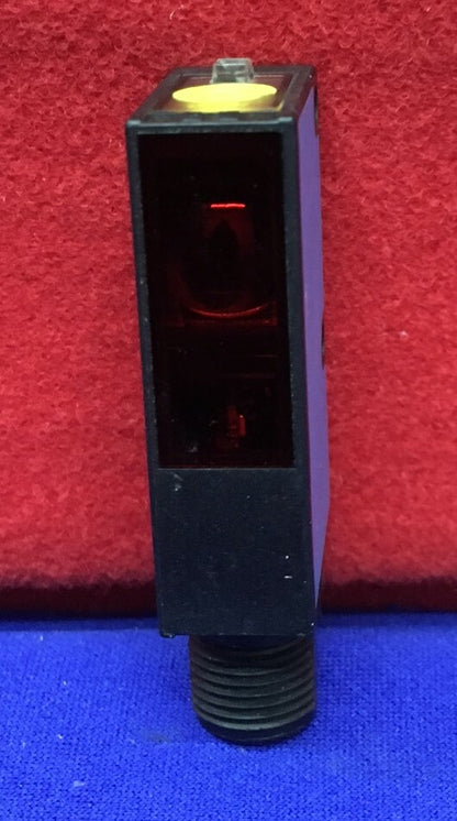 SICK WL9-2P431 / WL92P431 PHOTOELECTRIC RETRO-REFLECTIVE SENSOR