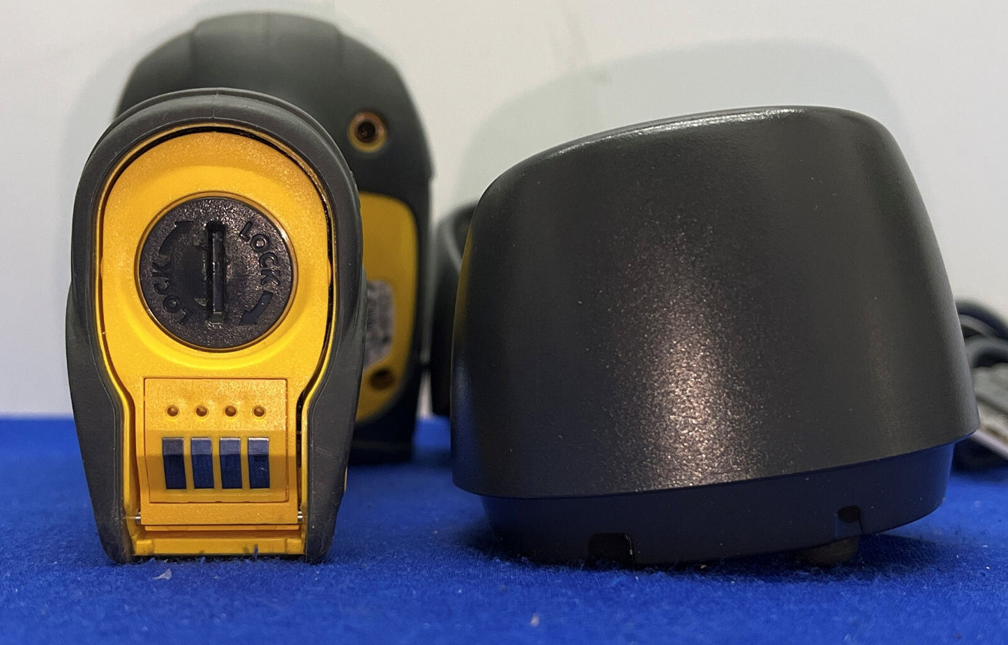SYMBOL MOTOROLA BARCODE SCANNER LS3578-FZ2005WR mit LADEHALTERUNG