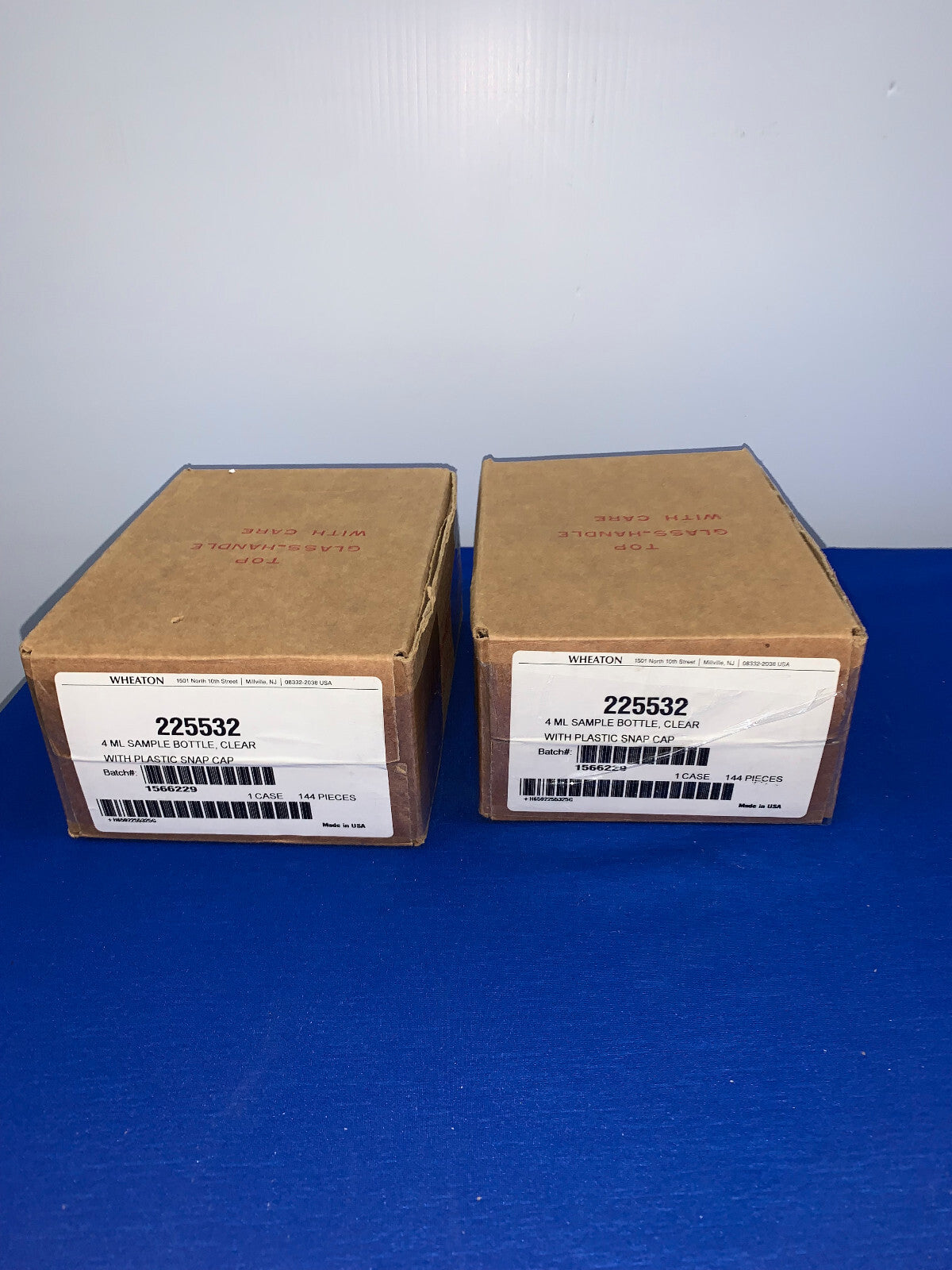 WHEATON 225532 4 ML SAMPLE BOTTLE CLEAR W/ PLASTIC SNAP CAP, 144 IN EACH BOX (2)