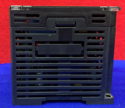 GE Fanuc Serie 90 Mikro-IC693UDR001BP1 Programmierbarer Controller 24VDC