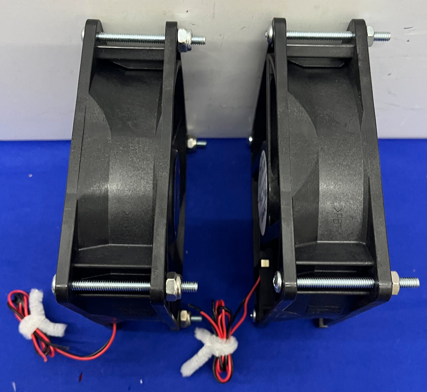 NMB 2-PIN AXIAL COOLING FAN 4715KL-04W-B10 12V - 1 LOT QTY 2