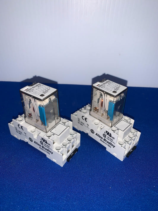ALLEN-BRADLEY, 700-HC24Z24-4, RELAY, SELLING AS 1 LOT QTY 2 FOR $30