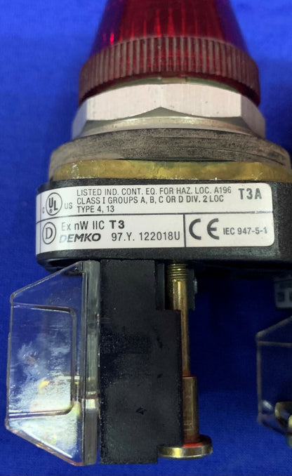 1 Lot QTY of 5 - Allen Bradley 800T-Q10 Ser T Red Pilot / Indicator Light