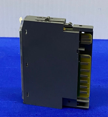 Allen Bradley AB 1734-0B4E SER C 96429871 REV A01 PLC-CONTROLLER