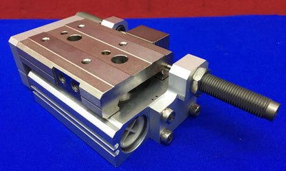 CORREDERA NEUMÁTICA SMC MXQ25-30B
