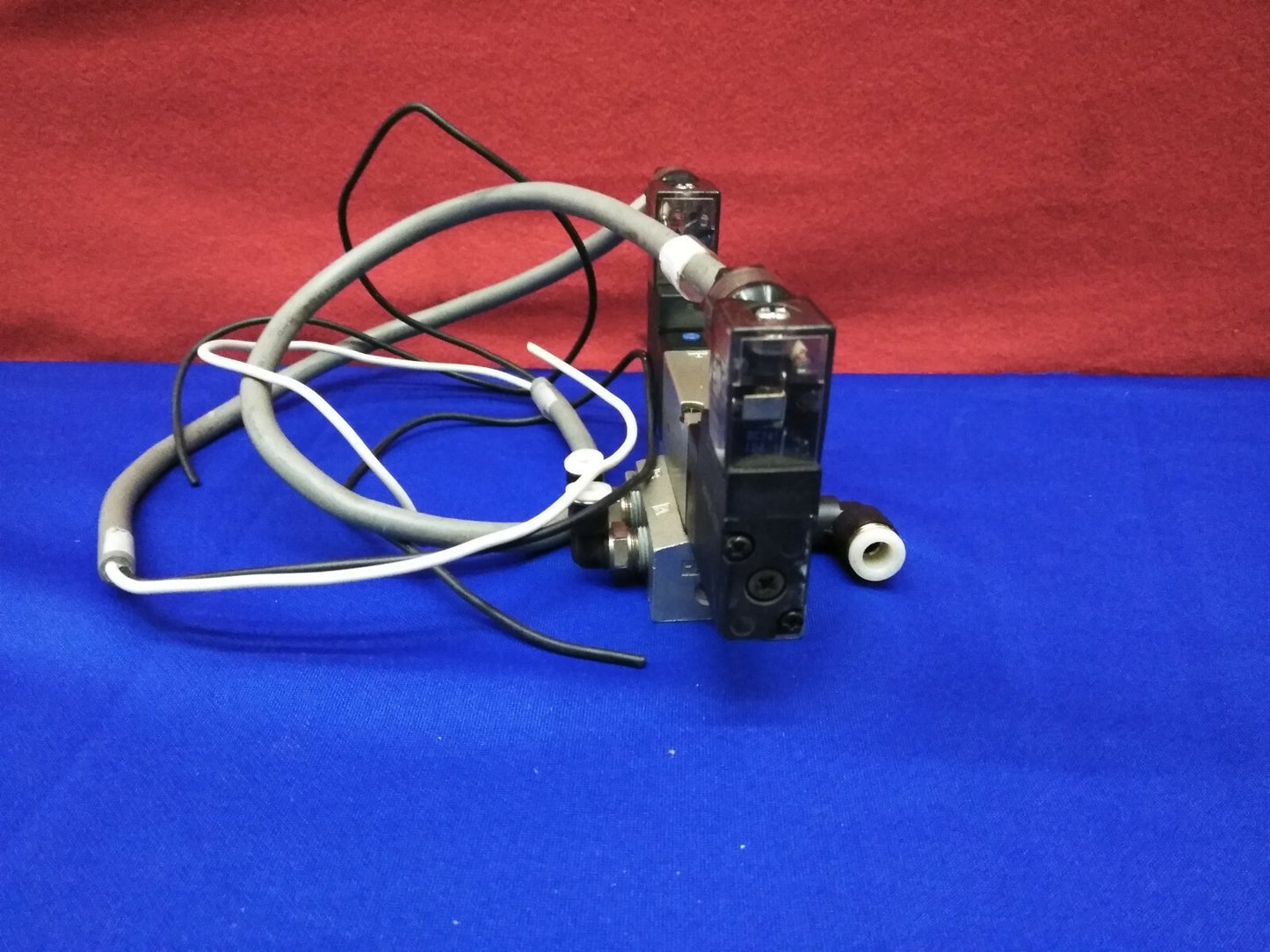 SMC VZ2250 PNEUMATIC SOLENOID VALVE