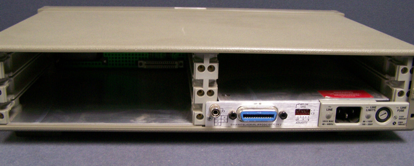 HP 3488A SWITCH / CONTROL UNIT - FOR PARTS OR REPAIR - TESTED TO POWER UP ONLY