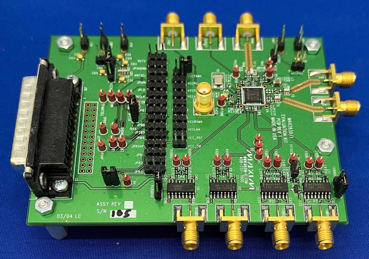 MAXIM EVALUATION KIT MAX2830/1 PCB REV 1