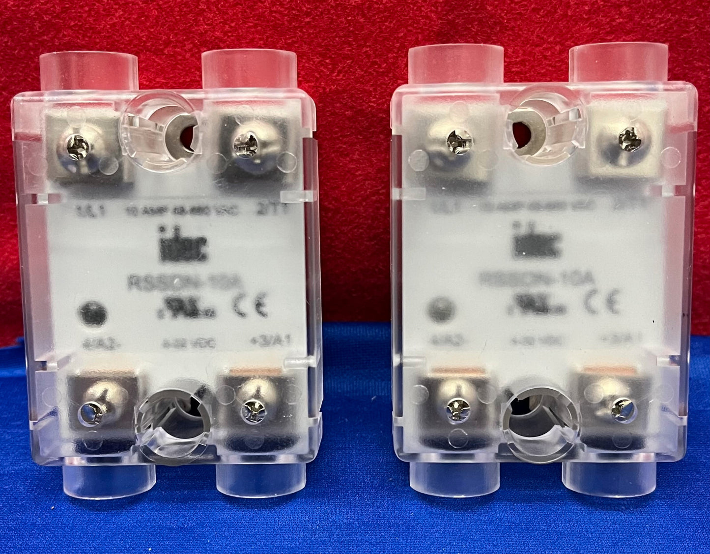1 LOT QTY OF 2 - IDEC RSSDN-10A SOLID STATE RELAY W/COVER
