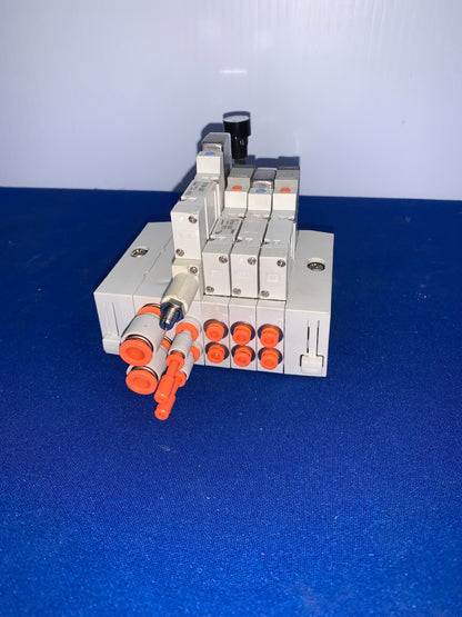 ELETTROVALVOLA SMC ARBY3000-06-P-2-X1 CON 3 SY3140-5LOZ