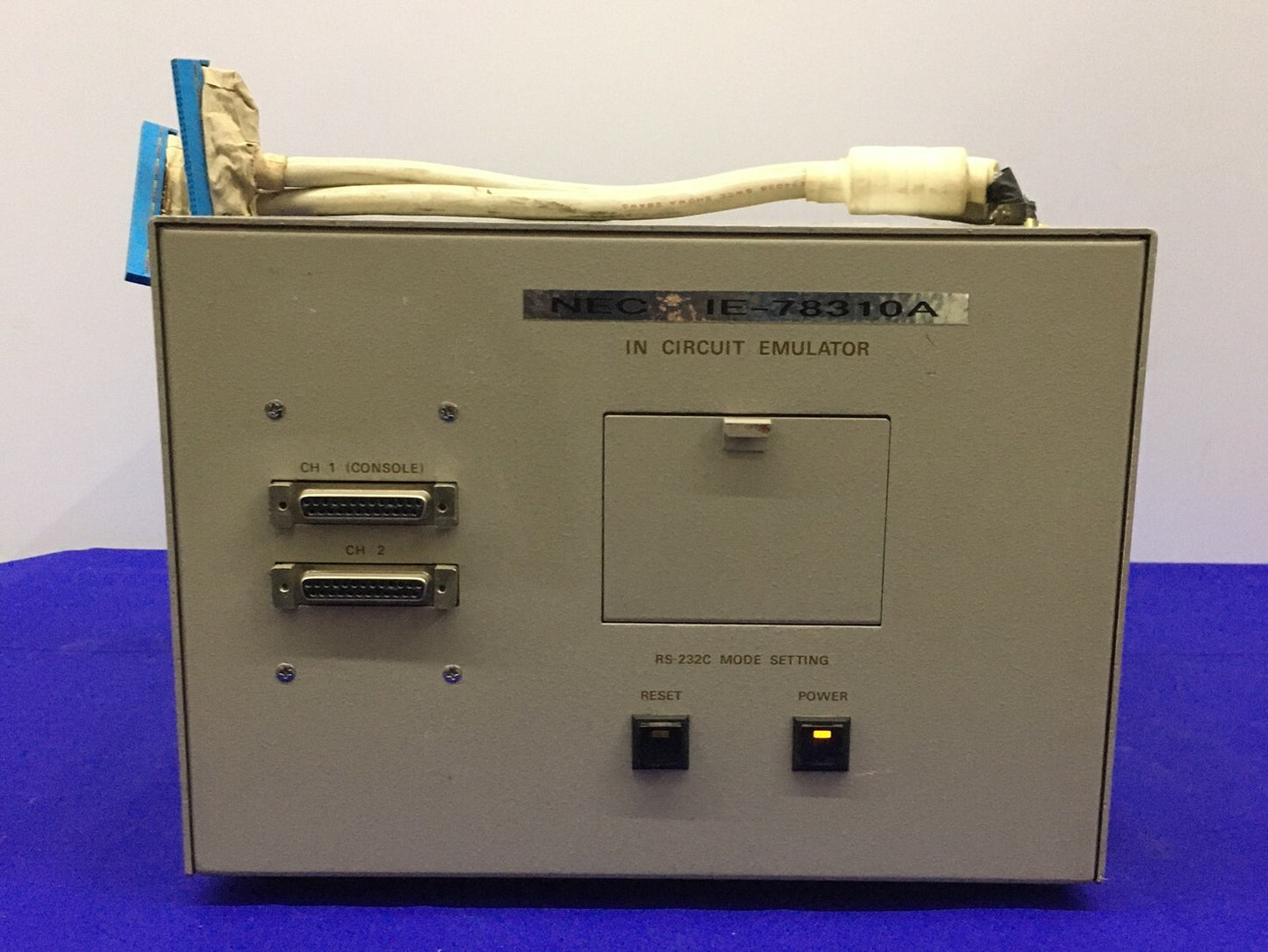 NEC IE-78310A IN CIRCUIT EMULATOR 8/16-BIT SINGLE-CHIP CMOS MICROCOMPUTER PARTS