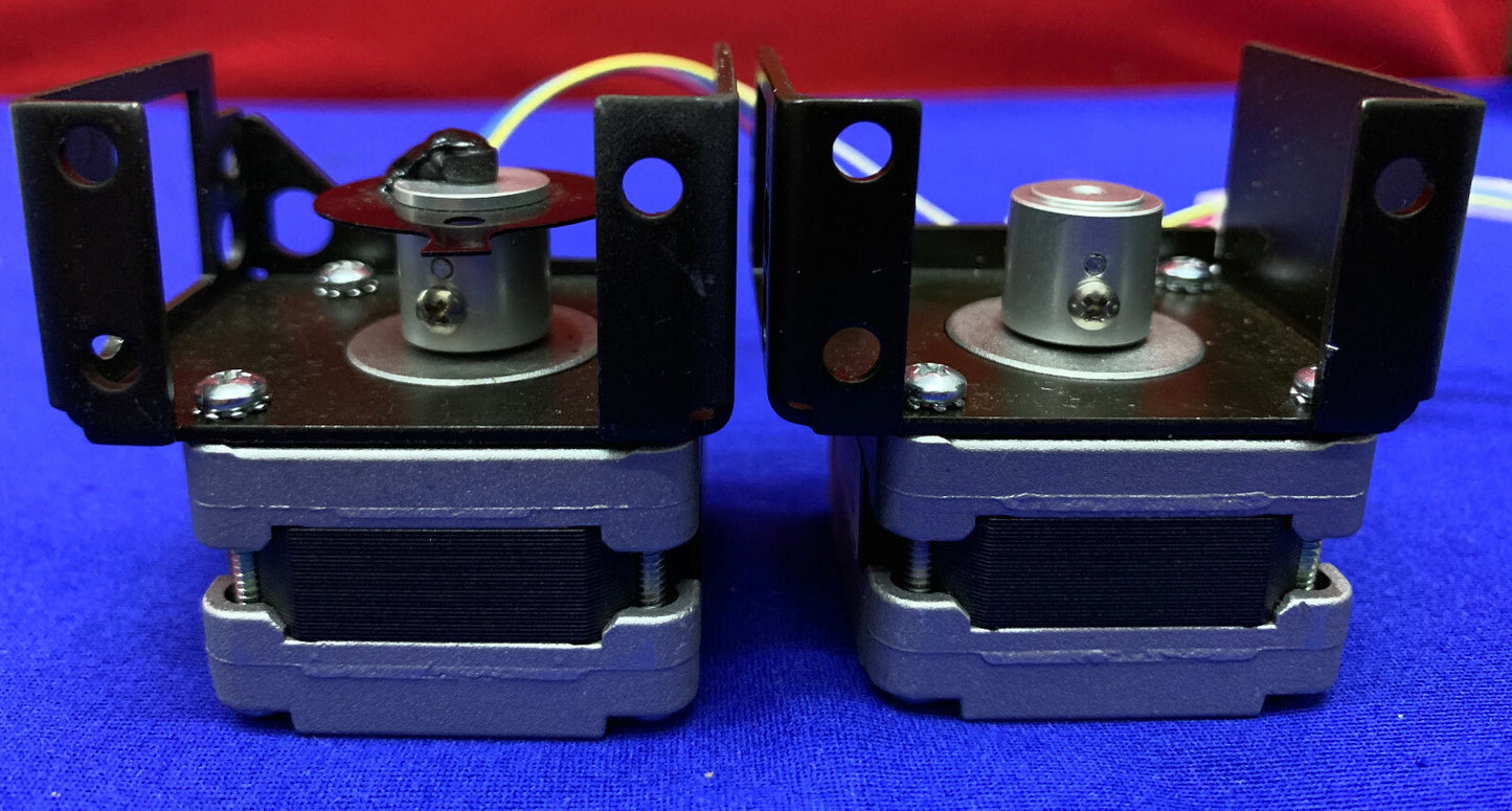 1 LOT QTY 2 - SHINANO KENSHI STEPPER MOTOR STH-39C016