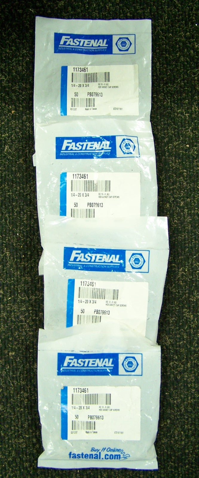 FASTENAL SCREWS '1 LOT' - 1 PKG 1173754 / 4 PKG 1173461 / 1 PKG 1172450